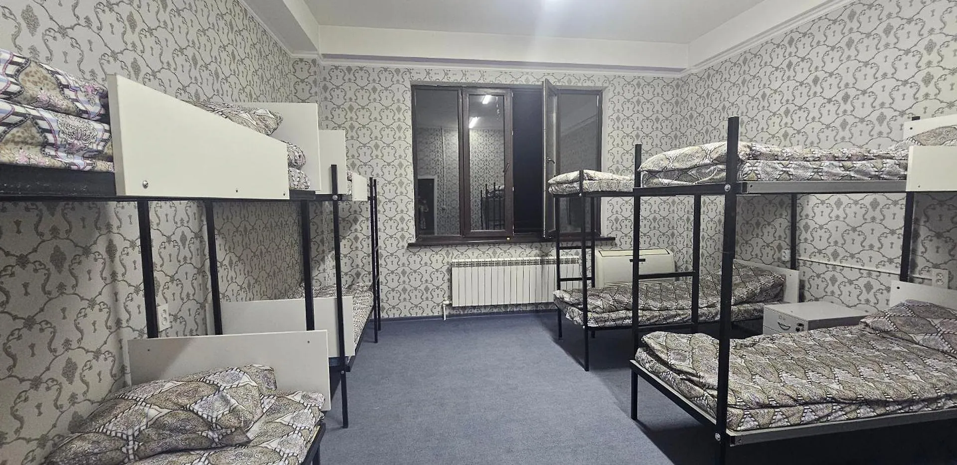 Light Hostel Almaty 0*,